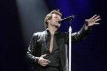 Amerikanische Rock-Band Bon Jovi auf "The Lost Highway"-Tour in der  Veltins-Arena Gelsenkirchen (&copy; Thomas Brill)