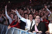 Kölsch Rock-Band Brings gastieren mit ihrer „MaiPolkaParty“ zum Tanz in den Mai in der Kölner Lanxess-Arena (© Thomas Brill)