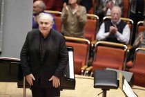 Amerikanisch-israelischer Pianist Yefim Bronfman gastiert in Begleitung des Israel Philharmonic Orchestra unter der Leitung des israelischen Dirigenten Lahav Shani in der Philharmonie Köln (&copy; Thomas Brill)