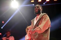 Nigerianischer Afrobeat-Musiker Burna Boy gastiert auf seiner "I Told Them…"-Tour in der Lanxess-Arena Köln (© Thomas Brill)