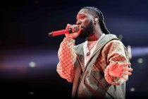 Nigerianischer Afrobeat-Musiker Burna Boy gastiert auf seiner "I Told Them…"-Tour in der Lanxess-Arena Köln (© Thomas Brill)