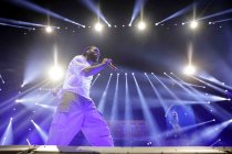 Nigerianischer Afrobeat-Musiker Burna Boy gastiert auf seiner "I Told Them…"-Tour in der Lanxess-Arena Köln (© Thomas Brill)