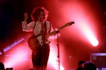 Britische Singer-Songwriterin Anna Calvi gastiert auf ihrer "Hunter"-Tour im Gloria Theater Köln (© Thomas Brill)