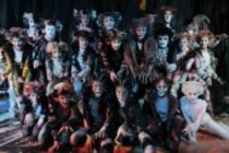 Österreichische Regisseur Peter Weck präsentiert das Musical Cats, das vom 22. September bis 28. Oktober 2012 in Köln gastieren wird (© Thomas Brill)
