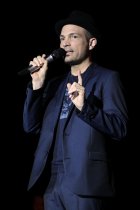Deutscher Jazzmusikers Roger Cicero gastiert auf seiner "Was immer auch kommt"-Tour in der Lanxess-Arena Köln (&copy; Thomas Brill)