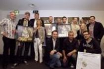 EMI Gold- und Platin-Verleihung an die Britische Pop-Rock-Band Coldplay auf deren "The Viva la Vida"-Tour in der Lanxessarena Köln (&copy; Thomas Brill)