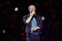 Britische Pop-Rock-Band Coldplay gastiert auf ihrer "Music Of The Speares"-Tour in der MERKUR SPIEL-ARENA Düsseldorf (© Thomas Brill)