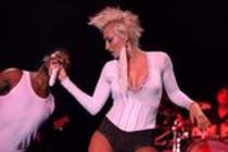 Deutsche Popsängerin Sarah Connor gastierte auf ihrer "Sexy as Hell"-Tour im Palladium Köln (&copy; Thomas Brill)