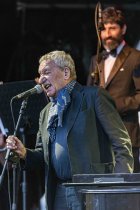 Italienische Liedermacher Paolo Conte gastiert auf seiner "In Concerto"-Tour auf dem Roncalliplatz in Köln (© Thomas Brill)