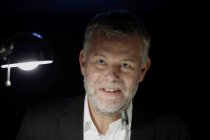 Schwedische Schriftsteller Arne Dahl liest aus seinem neuen Roman "Sieben minus eins“ im Harbour Club Köln (© Thomas Brill)