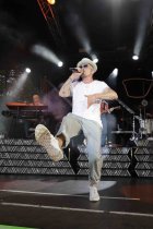 Deutscher Hip-Hop-, Reggae- und Funk-Musiker Jan Delay gastiert auf seiner "Best Of 25 Years"-Die Tour!! Open Air am Tanzbrunnen Köln (© Thomas Brill)