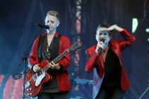 Britische Synthie Pop-Band Depeche Mode gastiert auf ihrer "Global Spirit"-Tour im RheinEnergie Stadion Köln (© Thomas Brill)