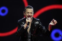 Britische Synthie Pop-Band Depeche Mode gastiert mit ihrem Sänger Dave Gahan auf ihrer "Delta Machine"-Tour in der Lanxess-Arena Köln (© Thomas Brill)