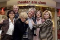 Der Kurschattenmann - Ein Sanatorium von René Heinersdorff feiert am 22. November 2012 im Theater am Dom, Köln seine Uraufführung (© Thomas Brill)