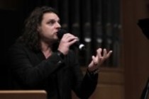 Deutz-Chor Köln unter der Leitung von Heinz Walter Florin in Begleitung des Beijing Symphony Orchestra gastiert mit dem Konzert "Peking – Köln: Der Klang zweier Städte" in der Philharmonie Köln (© Thomas Brill)