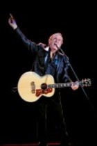 Amerikanischer Sänger und Songwriter Neil Diamond gastierte auf seiner "Dreams"-Tour in der Arena Oberhausen (© Thomas Brill)
