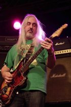 Amerikanische Independent-Rockband Dinosaur Jr. gastiert auf ihrer "Give a Glimpse of What Yer Not"-Tour in der Live Music Hall Köln (© Thomas Brill)