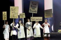 Divertissementchen "E Levve för Kölle“, dem Gastspiel der Cäcilia Wolkenburg 2026 in der Oper im Staatenhaus Köln (&copy; Thomas Brill)