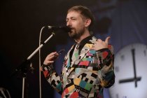 Britische Pop-Band The Divine Comedy mit Sänger Neil Hannon gastiert auf ihrer "Office Politics"-Tour in der Live Music Hall Köln (© Thomas Brill)