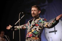 Britische Pop-Band The Divine Comedy mit Sänger Neil Hannon gastiert auf ihrer "Office Politics"-Tour in der Live Music Hall Köln (© Thomas Brill)