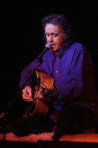 Britische Singer/Songwriter Donovan Phillips Leitch gastiert auf seiner "Retrospective 1965-2015"-Tour im Theater im Tanzbrunnen Köln (&copy; Thomas Brill)