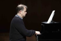 Britische Pianist Julius Drake gastiert in der Kölner Philharmonie (© Thomas Brill)