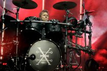Britische Synthpop-Band Duran Duran gastiert auf ihrer "Danse Macabre"-Tour im PSD Bank Dome Düsseldorf (© Thomas Brill)