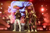 Britische Synthpop-Band Duran Duran gastiert auf ihrer "Danse Macabre"-Tour im PSD Bank Dome Düsseldorf (© Thomas Brill)