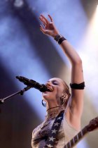 Britische Sängerin Natasha Woods alias "Dylan" gastiert auf ihrer "The Rebel Child"-Tour im Gloria Theater Köln (© Thomas Brill)