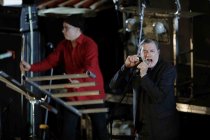 Deutsche experimentelle Rock-Band Einstürzende Neubauten gastiert im Rahmen des Festivals "Acht Brücken/Musik für Köln" auf ihrer "Greatest Hits"-Tour in der Philharmonie Köln (&copy; Thomas Brill Thomas Brill)