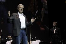 eisige welten - Live in Concert gastiert mit dem schweizer Fernseh-Moderator Max Moor in der Lanxess-Arena Köln (&copy; Thomas Brill)