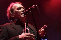 Deutsche Popband Element of Crime gastiert auf ihrer "Fremde Federn"-Tour im Gloria Theater Köln (© Thomas Brill)