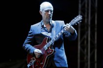 Deutsche Popband Element of Crime gastiert auf ihrer "Lieblingsfarben und Tiere"-Tour auf dem Kunst!Rasen Bonn-Gronau  (© Thomas Brill)