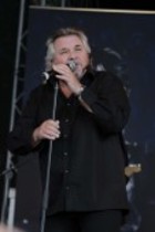 Deutsche Musiker Tommy Engel gastiert auf seiner "Dummer nit esu"-Show am Tanzbrunnen Köln (© Thomas Brill)
