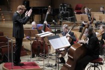 Deutsches NRW-Landes-Ensemble für zeitgenössische Musik Ensemble musikFabrik gastiert im Rahmen des Musikfestivals "ACHT BRÜCKEN/Musik für Köln" in der Philharmonie Köln (© Thomas Brill)