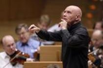 Deutsche Dirigent Christoph Eschenbach leitet die Wiener Philharmoniker in der Philharmonie Köln (© Thomas Brill)