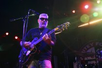 Amerikanischer Hip-Hop-Sänger Everlast gastiert auf seiner "Whitey Ford’s House of Pain" in Die Kantine Köln (© Thomas Brill)