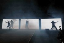 Deutsche Hip Hop-Band "Die Fantastischen Vier" mit den SŠngern Thomas D., Michi Beck, Smudo und DJ And.Ypsilon gastieren auf ihrer "Vier und JetztÒ-Tour in der Lanxess-Arena Kšln (© Thomas Brill)