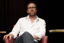 Deutsche Schauspielerin Annika Schilling, Gert Scobel und die deutschen Kulturwissenschaftler Philipp Felsch und Markus Krajewski diskutieren über „Mythen des Alltags" im Rahmen der vierten phil.COLOGNE im Comedia Theater Köln (&copy; Thomas Brill)