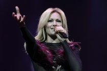 Deutsche Schlagersängerin Helene Fischer gastierte auf ihrer "Farbenspiel"-Tour in der Lanxess-Arena Köln (&copy; Thomas Brill)