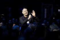 Deutsche Schriftsteller Sebastian Fitzek gastiert auf seiner "Die große Thriller"-Arena-Tour in der Lanxess-Arena Köln (&copy; Thomas Brill)