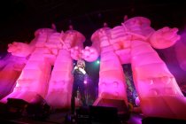 Amerikanische Rockband The Flaming Lips gastiert auf ihrer "Yoshimi Battles the Pink Robots - Live in Concert"-Tour im E-Werk Köln (© Thomas Brill)