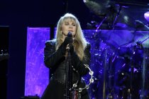 Britisch-amerikanische Rockgruppe Fleetwood Mac gastierte auf ihrer "On with the show"-Tour in der Lanxess-Arena Köln (&copy; Thomas Brill)