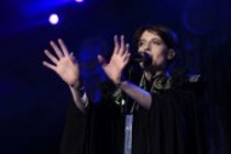 Britische Singer-Songwriterin Florence Welch alias Florence and The Machine gastiert auf ihrer "Ceremonials"-Tour im E-Werk Köln (© Thomas Brill)