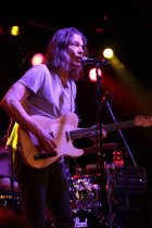 Amerikanische Blues- und Jazz-Gitarrist Robben Ford gastiert auf seiner "Into The Sun"-Tour in der Kantine Köln (© Thomas Brill)