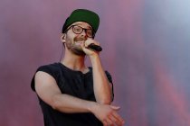 Deutsche Sänger Mark Forster gastiert auf seiner "Tape"-Tour auf dem Kunst!Rasen in Bonn-Gronau (© Thomas Brill)