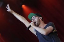 Deutsche Sänger Mark Forster gastiert auf seiner "Tape"-Tour auf dem Kunst!Rasen in Bonn-Gronau (© Thomas Brill)