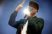 Deutsche Sänger Mark Forster gastiert auf seiner "Liebe"-Tour in der Lanxess Arena Köln (© Thomas Brill)