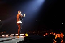 Deutsche Sänger Mark Forster gastiert auf seiner "Liebe"-Tour in der Lanxess Arena Köln (© Thomas Brill)
