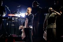 Deutscher Reggae- und Hip-Hop-Musiker Peter Fox gastiert auf seiner "Love Songs"-Tour in der Lanxess Arena Köln (© Thomas Brill)